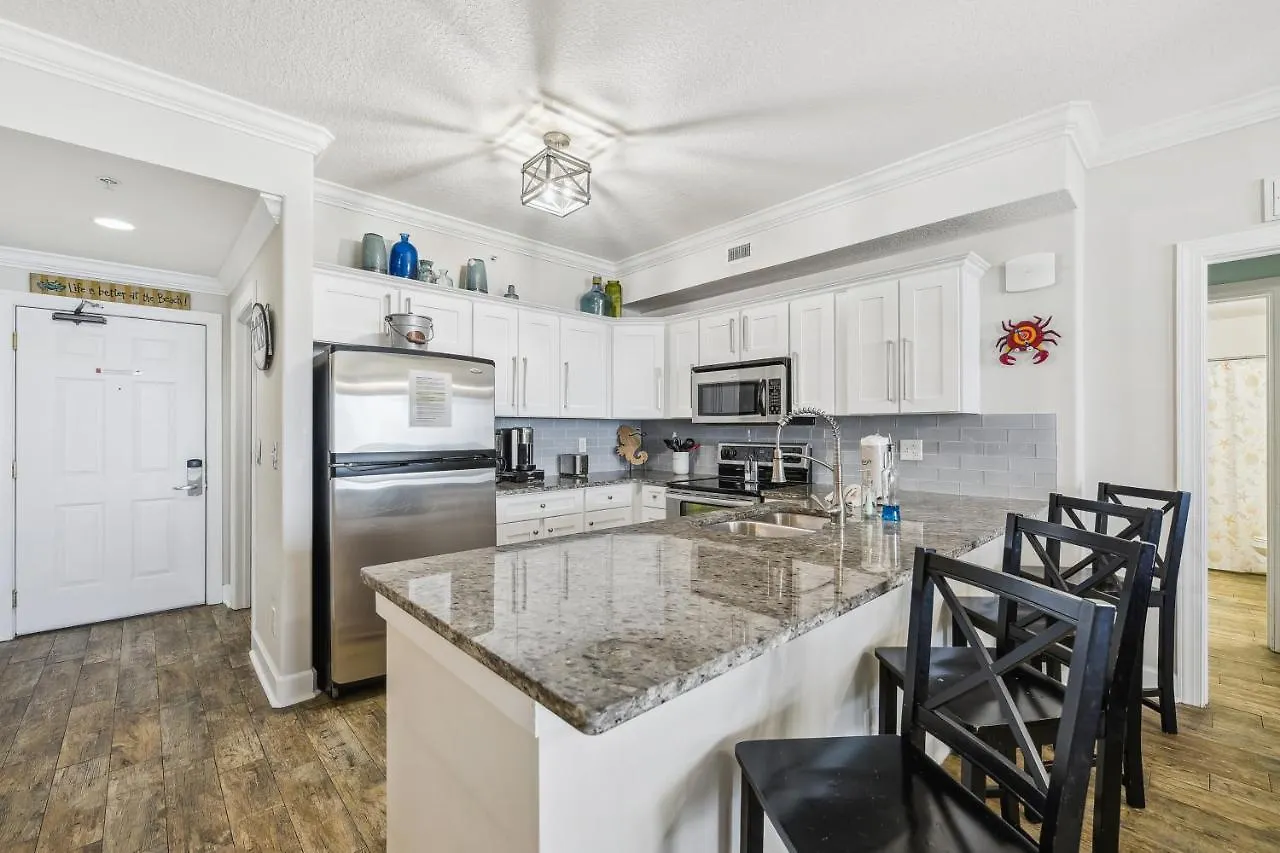 Semesterbostad Tropic Winds Condominium #607 By Book That Condo Panama City Beach