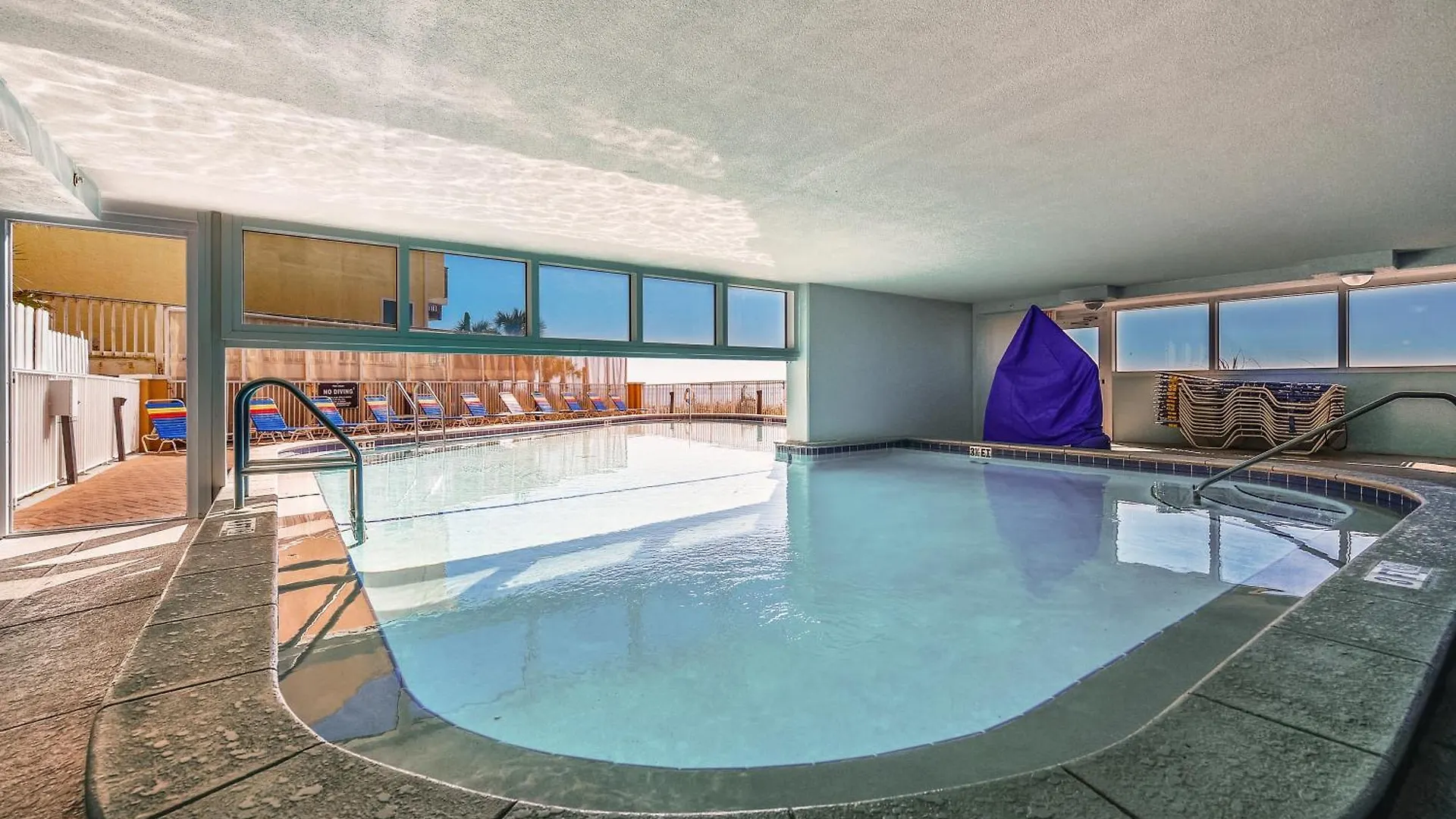 Semesterbostad Tropic Winds Condominium #607 By Book That Condo Panama City Beach